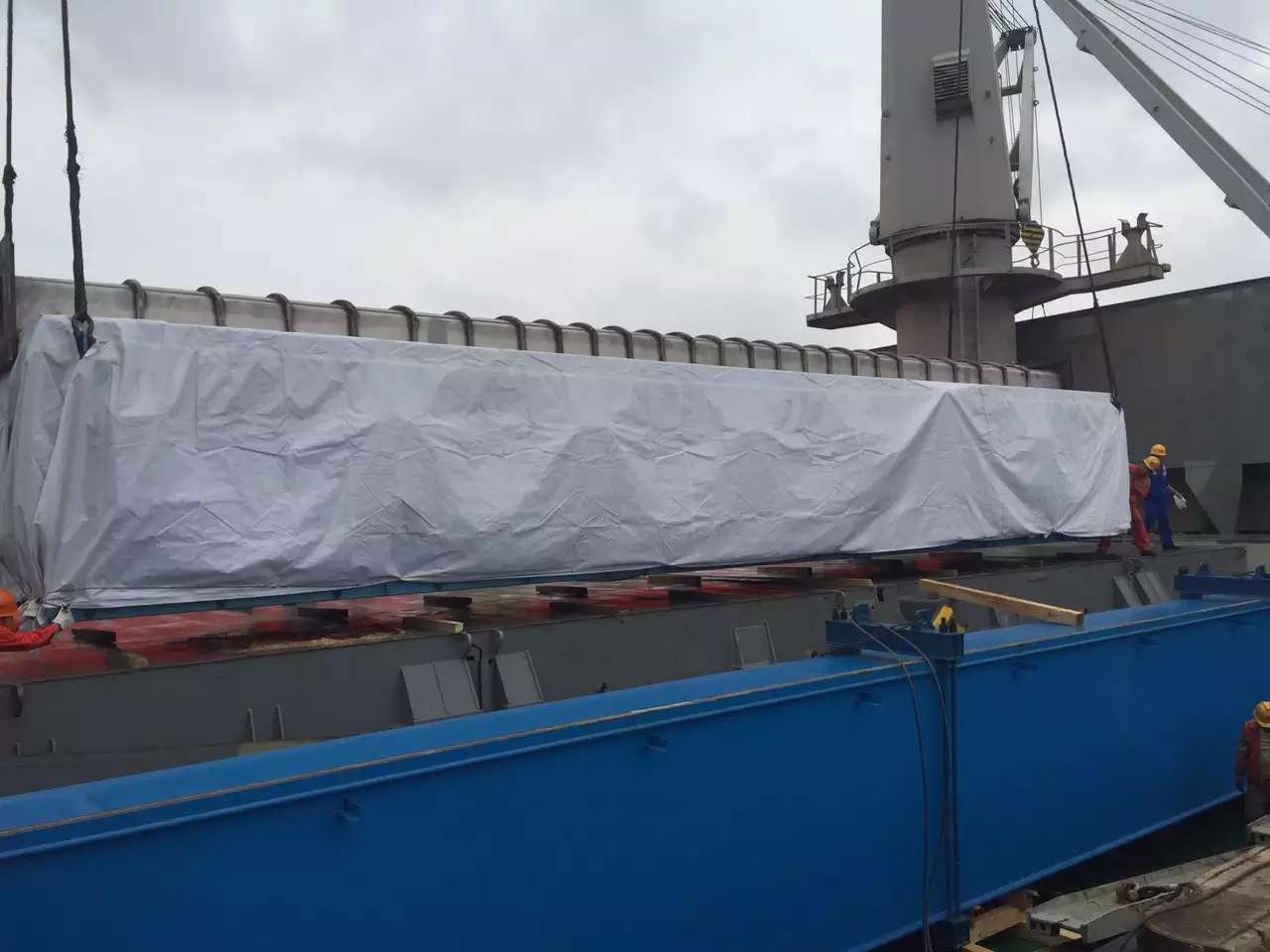 40 tons  设备上海港装